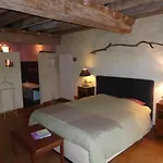 Le Clos De La Pinsonniere Bed & Breakfast