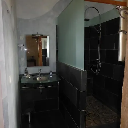 Le Clos De La Pinsonniere Oda ve Kahvaltı 3*