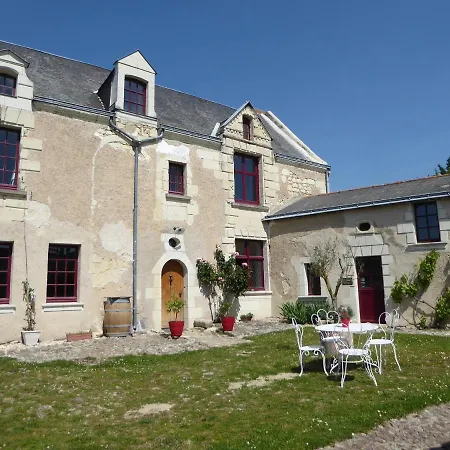 Le Clos De La Pinsonniere 住宿加早餐酒店 3*
