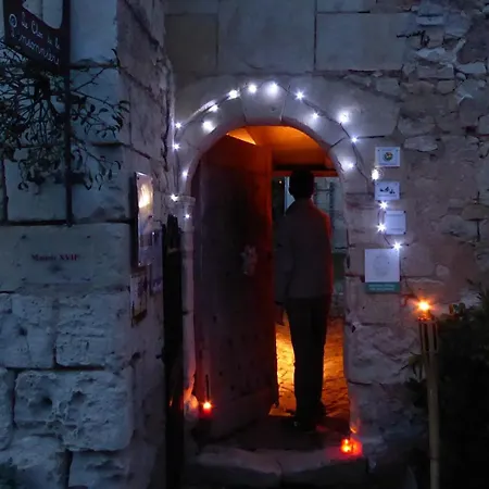 Le Clos De La Pinsonnière Couette-café 3*